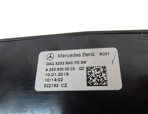 Thumbnail 7: 2019 MERCEDES GLC300 (X253) REAR CENTER CONSOLE HEAT AIR AC VEN (BLACK)