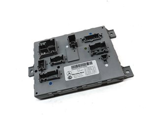 Thumbnail 3: 2019 MERCEDES GLC300 (X253) REAR SAM SIGNAL ACQUISITION CONTROL MODULE