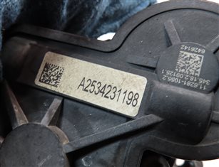 Thumbnail 8: 16-22 MERCEDES C43 C63 GLC43 GLC300 GLC350E (W205 X253) LEFT REAR BRAKE CALIPER