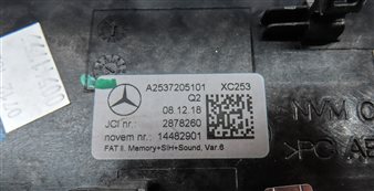 Thumbnail 6: 19 MERCEDES GLC300 (X253) FRONT LEFT DRIVER DOOR BURMESTER SPEAKER GRILLE COVER