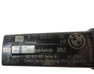 Thumbnail 6: 2011 BMW X5 (E70) TPMS TIRE AIR PRESSURE SENSOR ANTENNA MODULE