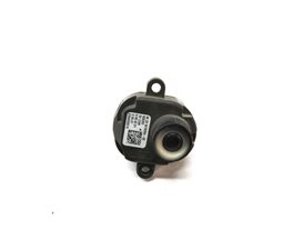 Thumbnail 2: 09-18 BMW 3 4 5 6 7 X5 X6 (F01 F02 F06 F10 F12 F13 F30 F32) FRONT BUMPER CAMERA