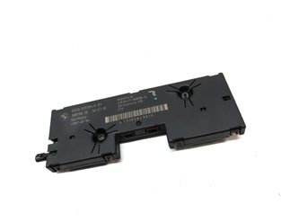 Thumbnail 3: 2011 BMW X5 (E70) RADIO STEREO AUDIO SOUND SYSTEM DIVERSITY AMPLIFIER AMP MODULE