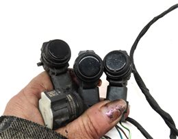 Thumbnail 6: 2014 BMW 328D (F30) FRONT PARK ASSIST PDC SENSOR SET/4 w/HARNESS (BLACK)