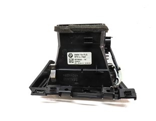Thumbnail 5: 2014 BMW 328D (F30) FRONT RIGHT PASSENGER OUTER DASH HEAT AC AIR VENT (BLACK)