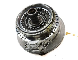 Thumbnail 3: 2014-2018 BMW 328i (F30) 2.0L N47T DIESEL - 8HP-45 AUTO TRANSMISSION OIL PUMP