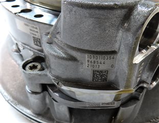 Thumbnail 6: 2014-2018 BMW 328i (F30) 2.0L N47T DIESEL - 8HP-45 AUTO TRANSMISSION OIL PUMP