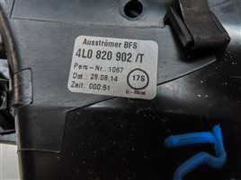 Thumbnail 6: 2015 AUDI Q7 (4L) FRONT RIGHT PASSENGER HEAT AIR AC HVAC DASH VENT (Black)