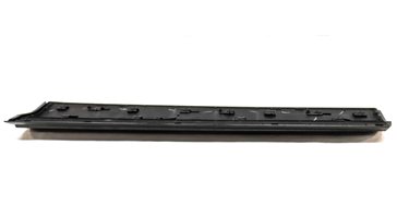 Thumbnail 6: 2015 AUDI Q7 (4L) FRONT LEFT DRIVER EXTERIOR LOWER DOOR TRIM MOULDING (Grey)