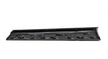 Thumbnail 7: 2015 AUDI Q7 (4L) FRONT LEFT DRIVER EXTERIOR LOWER DOOR TRIM MOULDING (Grey)