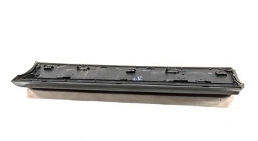 Thumbnail 5: 2015 AUDI Q7 (4L) REAR LEFT EXTERIOR LOWER DOOR TRIM MOULDING (Grey)
