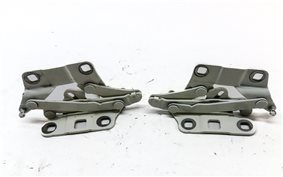 Thumbnail 2: 2012-2019 MERCEDES GL ML CLASS (W166 X166) FRONT HOOD HINGE SET (WHITE)