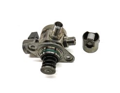 Thumbnail 2: 2011-2020 MERCEDES E500 E550 S600 SL450 SL550 GL550 - RIGHT MECHANICAL FUEL PUMP