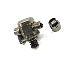Thumbnail 3: 2011-2020 MERCEDES E500 E550 S600 SL450 SL550 GL550 - LEFT MECHANICAL FUEL PUMP