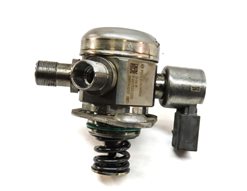 Thumbnail 6: 2011-2020 MERCEDES E500 E550 S600 SL450 SL550 GL550 - LEFT MECHANICAL FUEL PUMP