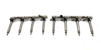 Thumbnail 2: 2013 MERCEDES GL450 X166 4.6L (278.928) ENGINE FUEL INJECTOR SET/8 w/FUEL RAILS