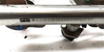 Thumbnail 7: 2013 MERCEDES GL450 X166 4.6L (278.928) ENGINE FUEL INJECTOR SET/8 w/FUEL RAILS