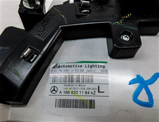 Thumbnail 7: 13-16 MERCEDES GL350 GL450 GL550 (X166) LEFT DRIVER INNER TAILLIGHT LIGHT LAMP