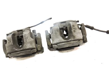 Thumbnail 2: 2013-2019 MERCEDES GL GLE GLS ML CLASS (W166 X166) FRONT BRAKE CALIPER SET
