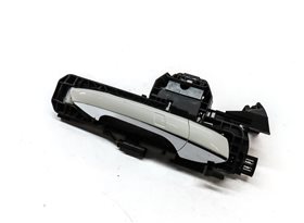 08-16 MERCEDES C E GL ML CLASS FRONT or REAR RIGHT KEYLESS DOOR HANDLE (WHITE)