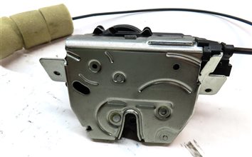 Thumbnail 6: 2011 MERCEDES GL450 (X164) REAR HATCH TRUNK LID LATCH w/HANDLE