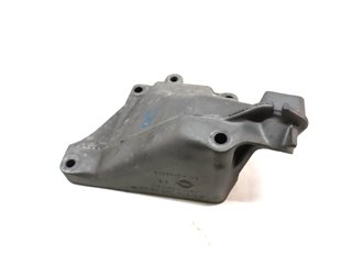 Thumbnail 4: 11 MERCEDES GL450 (X164) 4.6L (M278) RIGHT PASSENGER ENGINE MOTOR MOUNT BRACKET