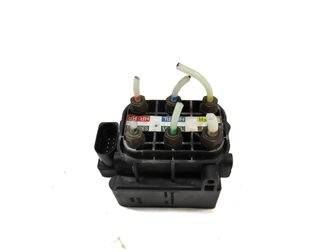 Thumbnail 2: 2011 MERCEDES GL450 (X164) AIR SUSPENSION DISTRIBUTION VALVE BLOCK