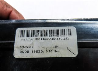 Thumbnail 7: 11 MERCEDES GL450 X164 FRONT CENTER CONSOLE COIN TRAY SLIDE COMPARTMENT (WALNUT)