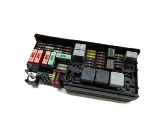 Thumbnail 1: 2011 MERCEDES GL450 (X164) 4.6L (M278) ENGINE REAR FUSE BOX PANEL