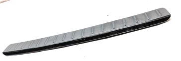 Thumbnail 3: 2011 MERCEDES GL450 (X164) REAR BUMPER STEP SCUFF TRIM PLATE PANEL (CHROME)