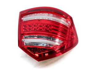 Thumbnail 5: 2010-2012 MB GL350 GL450 GL550 (X164) LEFT DRIVER TAILLIGHT BRAKE LIGHT LAMP