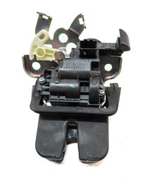 Thumbnail 5: 2016 AUDI Q5 (B8 8R) REAR TRUNK LID HATCH LOCK LATCH