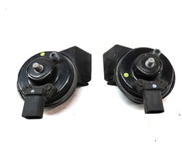 Thumbnail 4: 2008-2017 AUDI A4 A5 S4 S5 Q5 (B8 8K 8R 8T) HIGH & LOW TONE SAFETY HORN SET