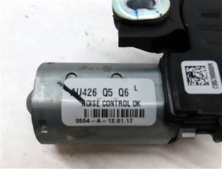 Thumbnail 7: 2018-2020 AUDI Q5 SQ5 (FY 80A) REAR HATCH TRUNK GATE WINDOW WIPER MOTOR