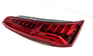 Thumbnail 3: 2018-2020 AUDI Q5 SQ5 (FY 80A) RIGHT PASSENGER REAR TAILLIGHT BRAKE LIGHT LAMP
