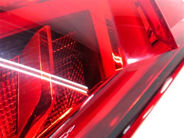 Thumbnail 5: 2018-2020 AUDI Q5 SQ5 (FY 80A) RIGHT PASSENGER REAR TAILLIGHT BRAKE LIGHT LAMP