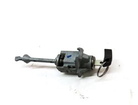 Thumbnail 7: 2013 BMW X1 (E84) FRONT LEFT DRIVER DOOR LOCK CYLINDER w/KEY