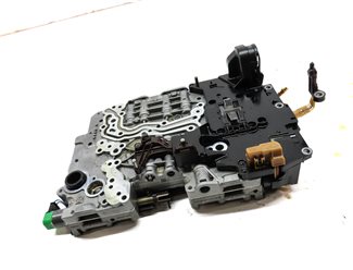 Thumbnail 3: 2013-2015 BMW X1 (E84) 28iX - AWD 2.0L TURBO 8HP-45 TRANSMISSION VALVE BODY