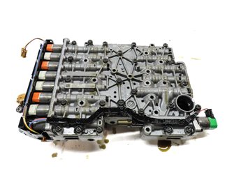 Thumbnail 5: 2013-2015 BMW X1 (E84) 28iX - AWD 2.0L TURBO 8HP-45 TRANSMISSION VALVE BODY