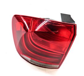 Thumbnail 4: 2012-2015 BMW X1 (E84) LEFT DRIVER REAR OUTER TAILLIGHT BRAKE LIGHT LAMP