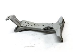 Thumbnail 2: 2016 AUDI A3 E-TRON (8V) FRONT LEFT DRIVER FENDER MOUNT BRACKET