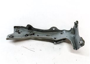 Thumbnail 5: 2016 AUDI A3 E-TRON (8V) FRONT RIGHT PASSENGER FENDER MOUNT BRACKET