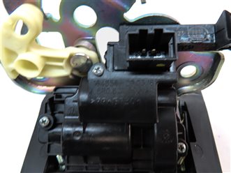 Thumbnail 6: 2016 AUDI A3 E-TRON (8V) REAR TRUNK HATCH LID LOCK LATCH