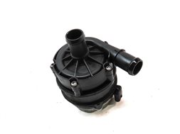Thumbnail 2: 2016 AUDI A3 E-TRON (8V) 1.4L HYBRID (CXUA) ENGINE AUXILIARY WATER COOLANT PUMP