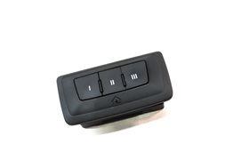 Thumbnail 3: 2016 AUDI A3 E-TRON (8V) HOMELINK GARAGE DOOR CONTROL MODULE BUTTONS
