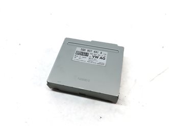 Thumbnail 1: 15-18 AUDI A3 S3 RS3 (8V) DRIVER ASSIST REARVIEW BACKUP CAMERA CONTROL MODULE