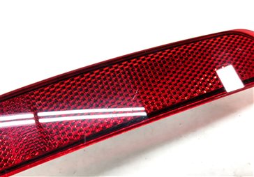 Thumbnail 8: 2016 AUDI A3 E-TRON (8V) REAR LOWER BUMPER REFLECTOR MARKER SET/2