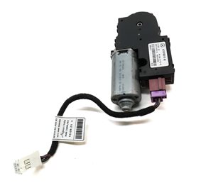 Thumbnail 2: 10-17 MERCEDES C E CLASS W204 W207 W212 FRONT PANORAMIC GLASS SUNROOF MOTOR