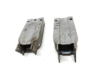 Thumbnail 2: 10-18 MERCEDES E300 E350 E400 E550 CLS550 FRONT LEFT/RIGHT BUMPER BRACKET SET/2