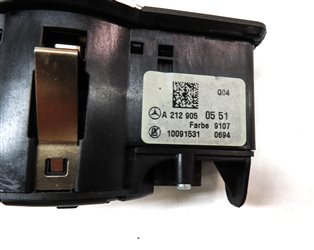Thumbnail 6: 12-22 MERCEDES E-CLASS SEDAN (W212 W213) DASH HALOGEN HEADLIGHT SWITCH KNOB